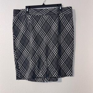 Vintage Lane Bryant Black and Gray Houndstooth Skirt Size 20
